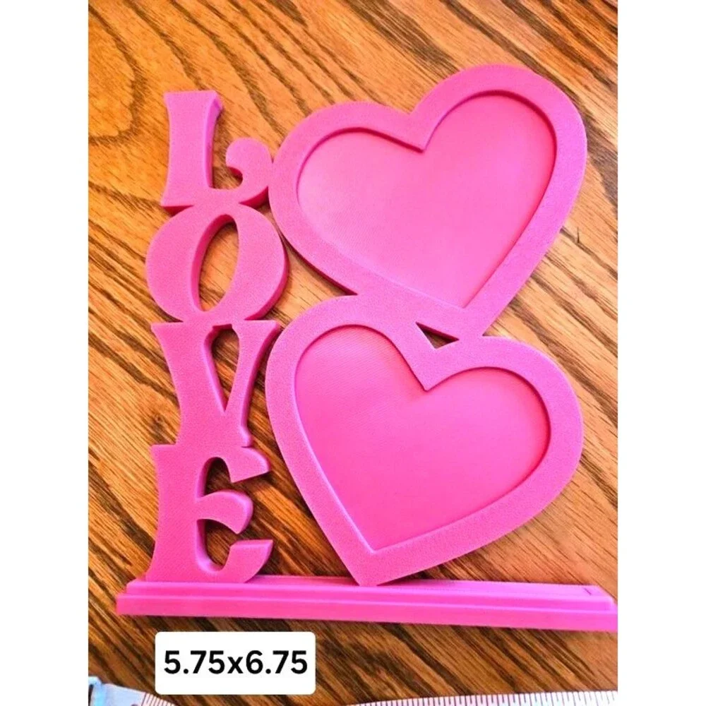 The Unbranded Brand pink love